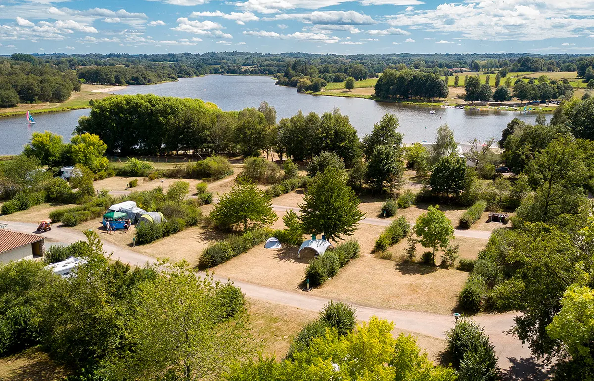 29 - Camping des Lacs - Hébergement