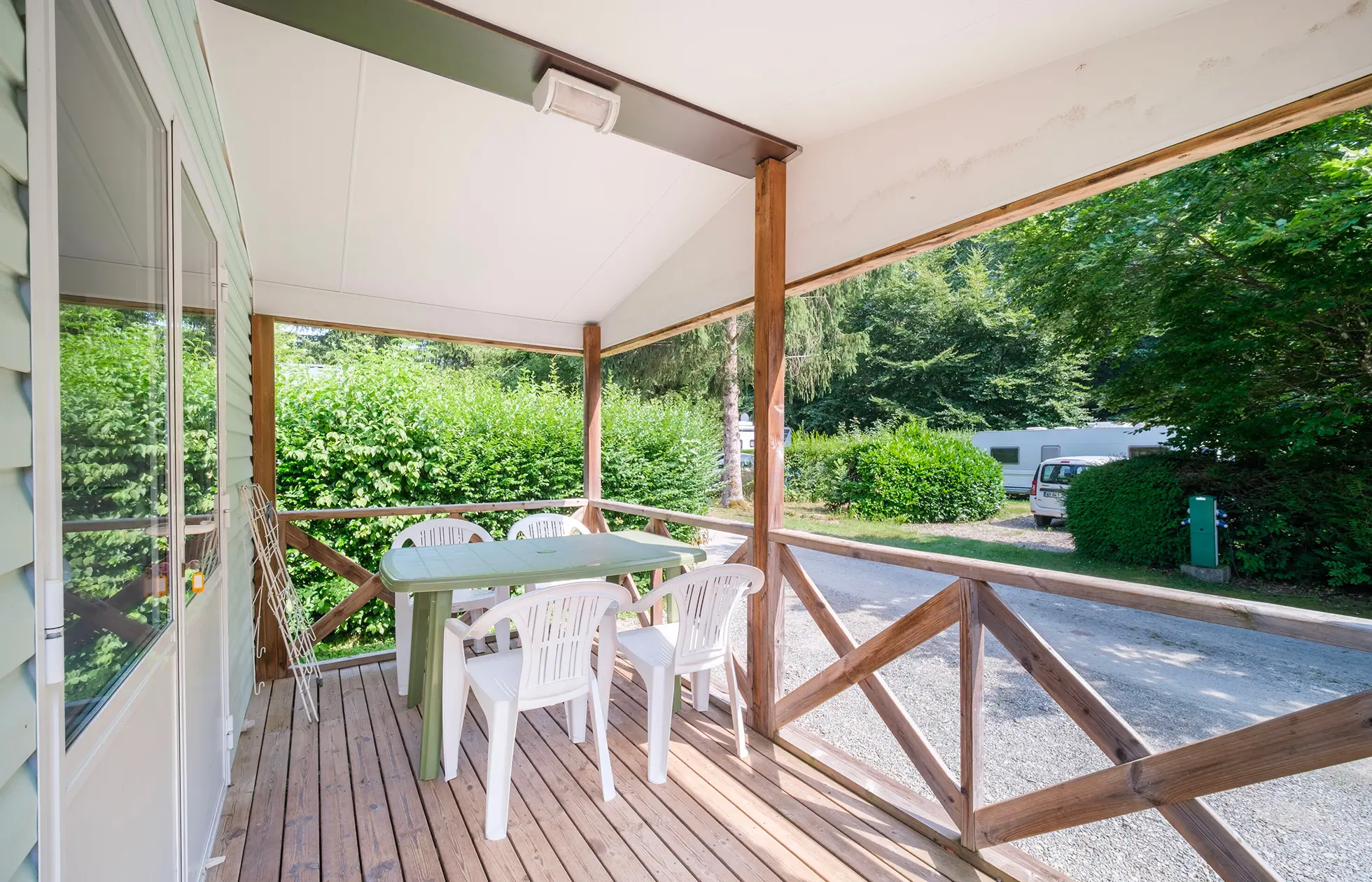 11 - Camping du Lac de la Seigneurie - Hébergement