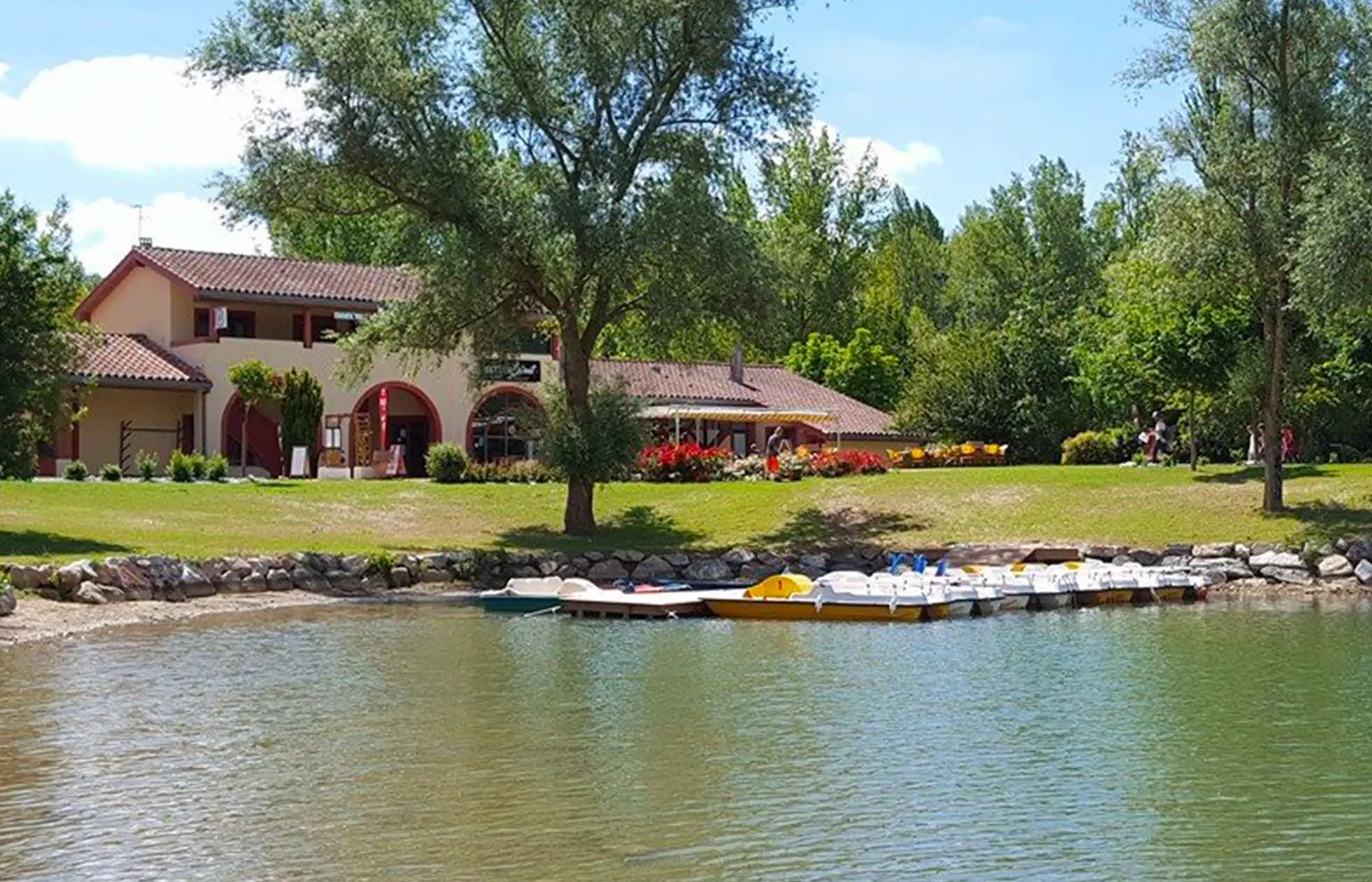 01 - Camping du Lac de La Thésauque - Situation