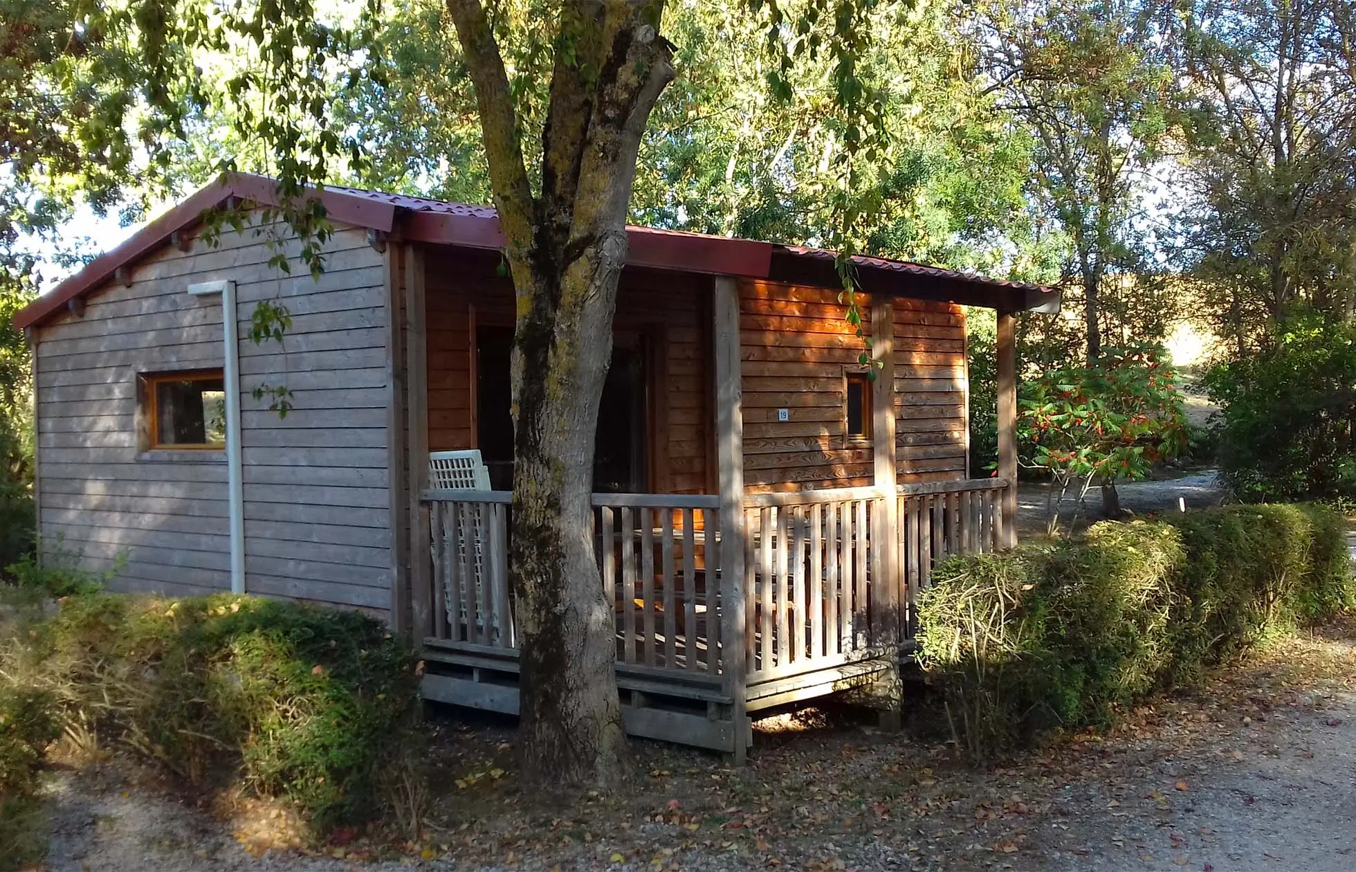 20 - Camping du Lac de La Thésauque - Hébergement