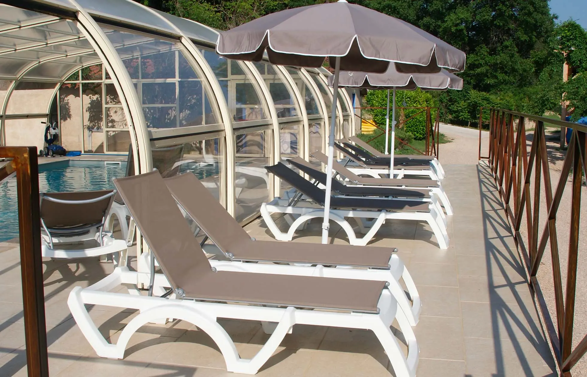 06 - Camping La Beaume - Piscine