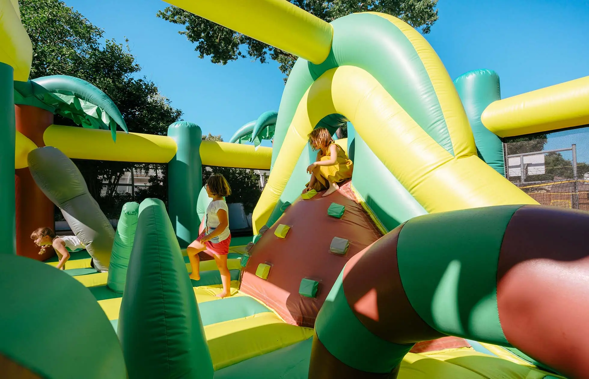 16 - Camping La Blanche Hermine - Aire de jeux