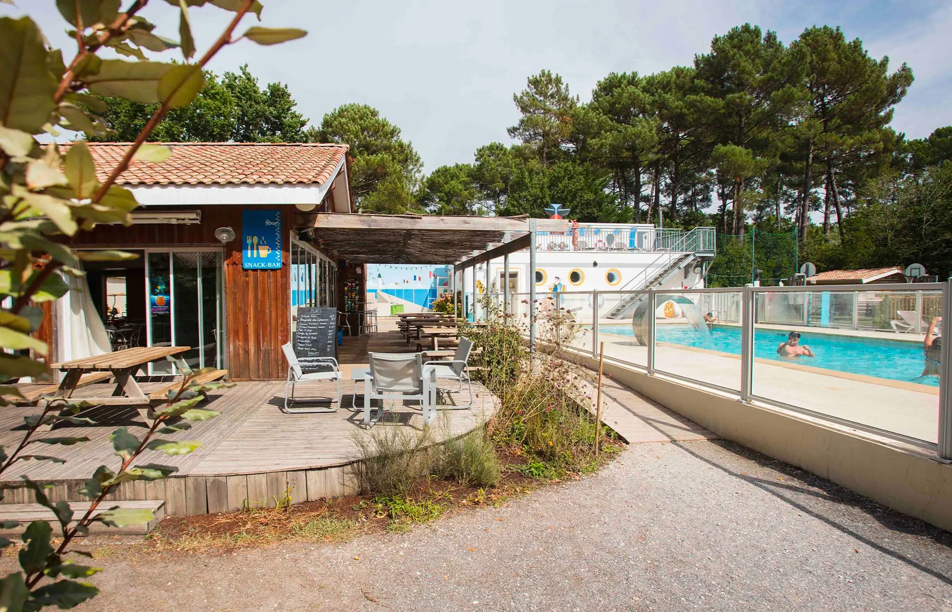 11 - Camping La Canadienne - Piscine