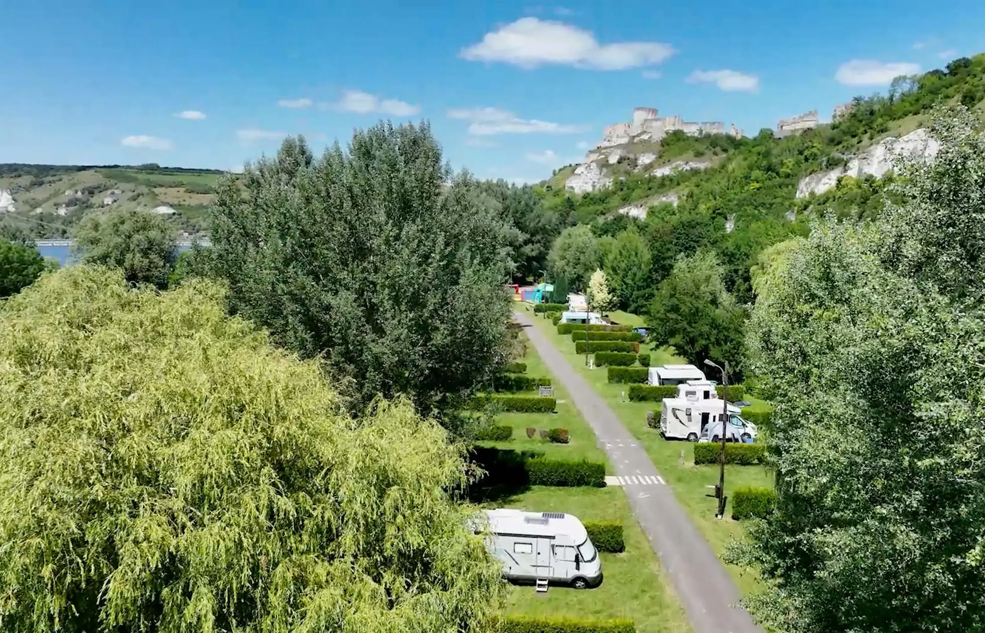 18 - Camping L'Île des Trois Rois - Hébergement