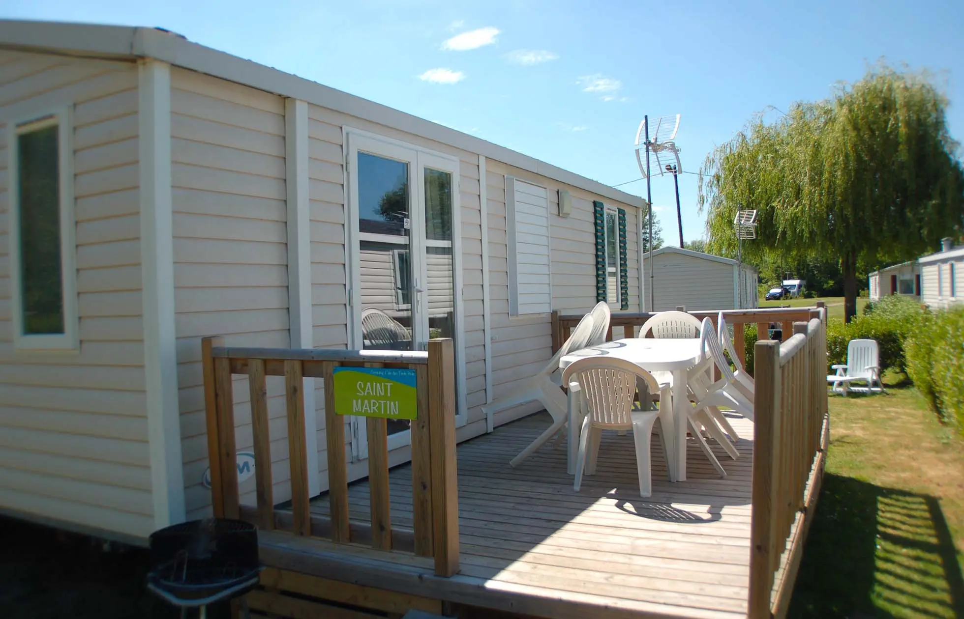 20 - Camping L'Île des Trois Rois - Hébergement