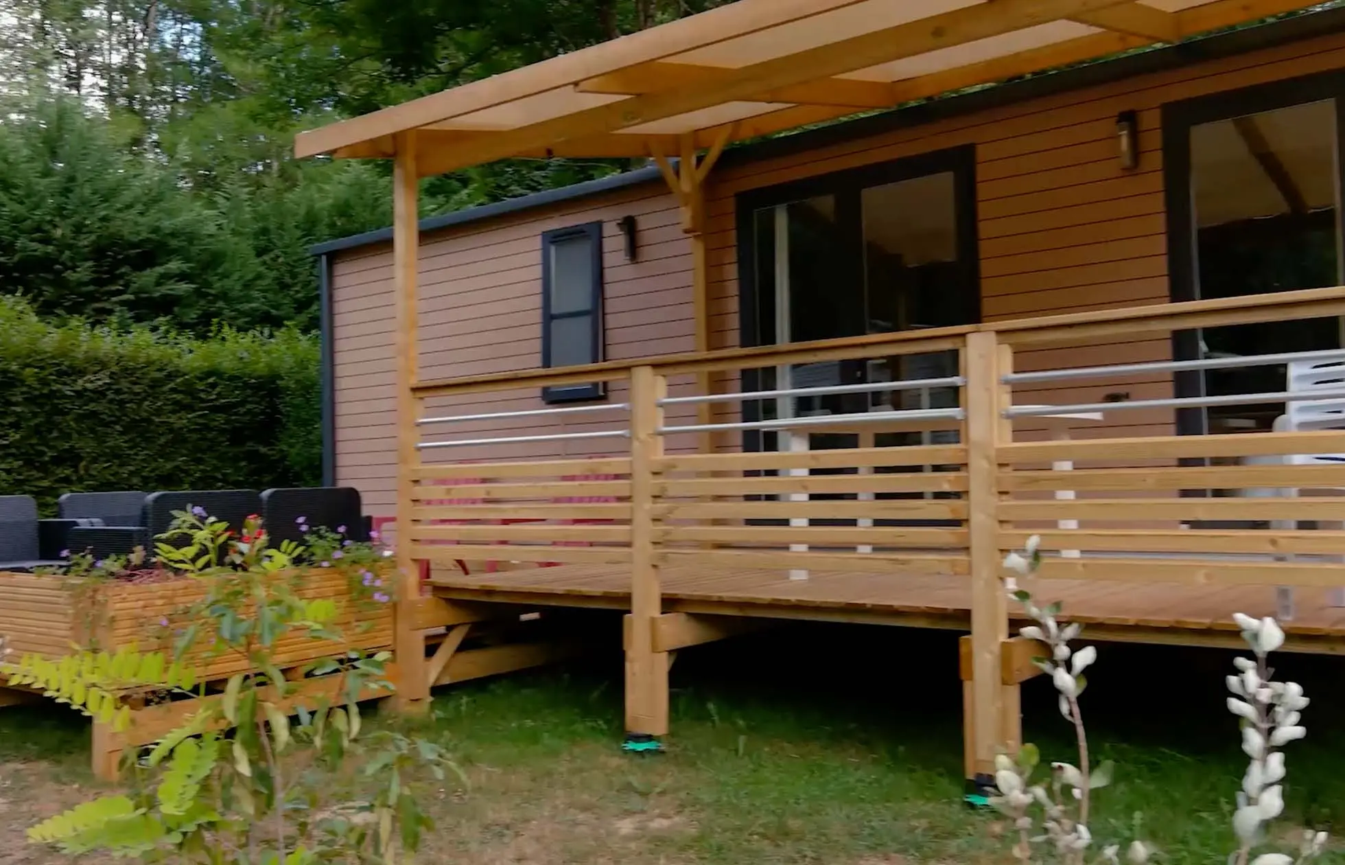 17 - Camping L'Arize - Hébergement