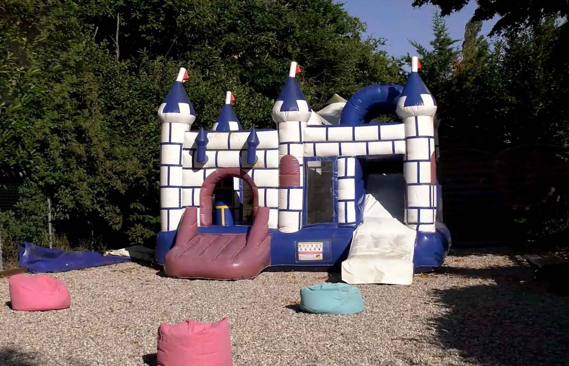 11 - Camping La Châtaigneraie - Aire de jeux