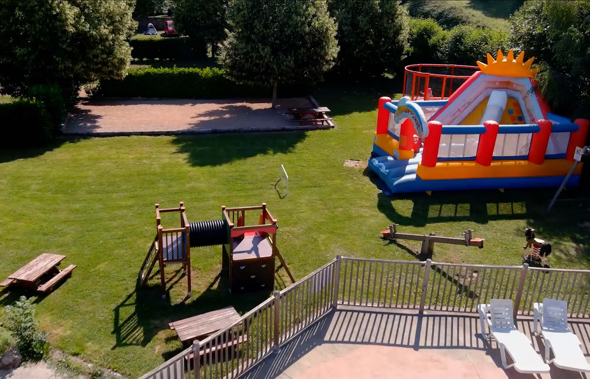 10 - Camping La Dourbie - Aire de jeux