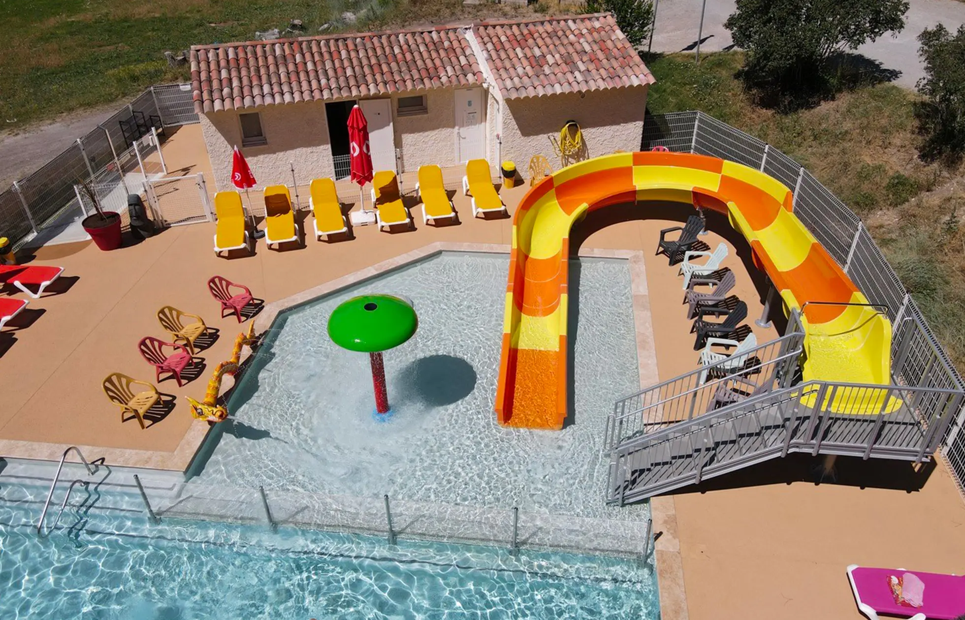 10 - Camping La Rivière - Piscine