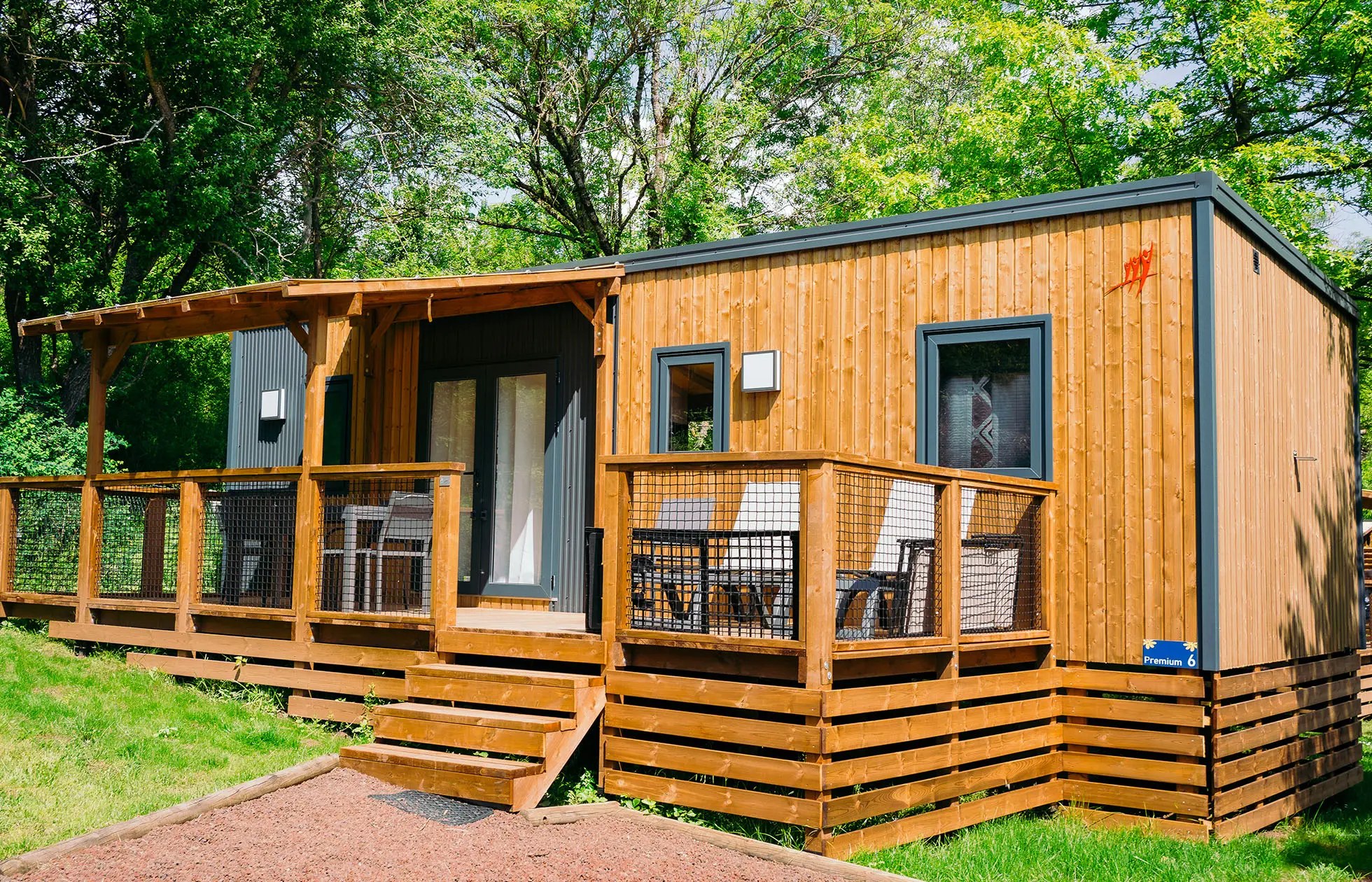 23 - Camping La Rochelambert - Hébergement