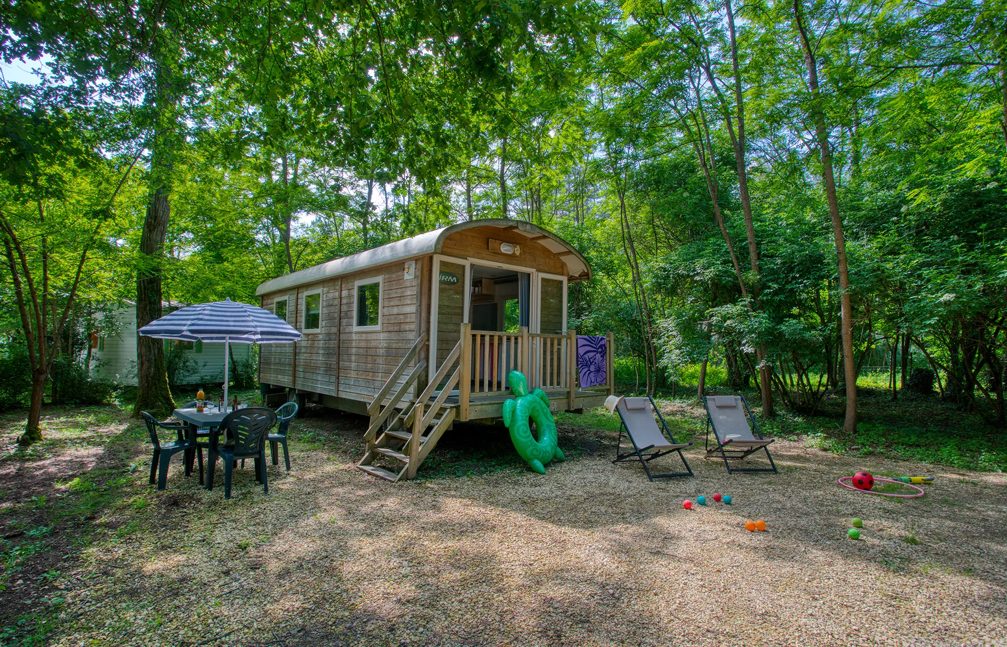 27 - Camping La Sagne - Hébergement