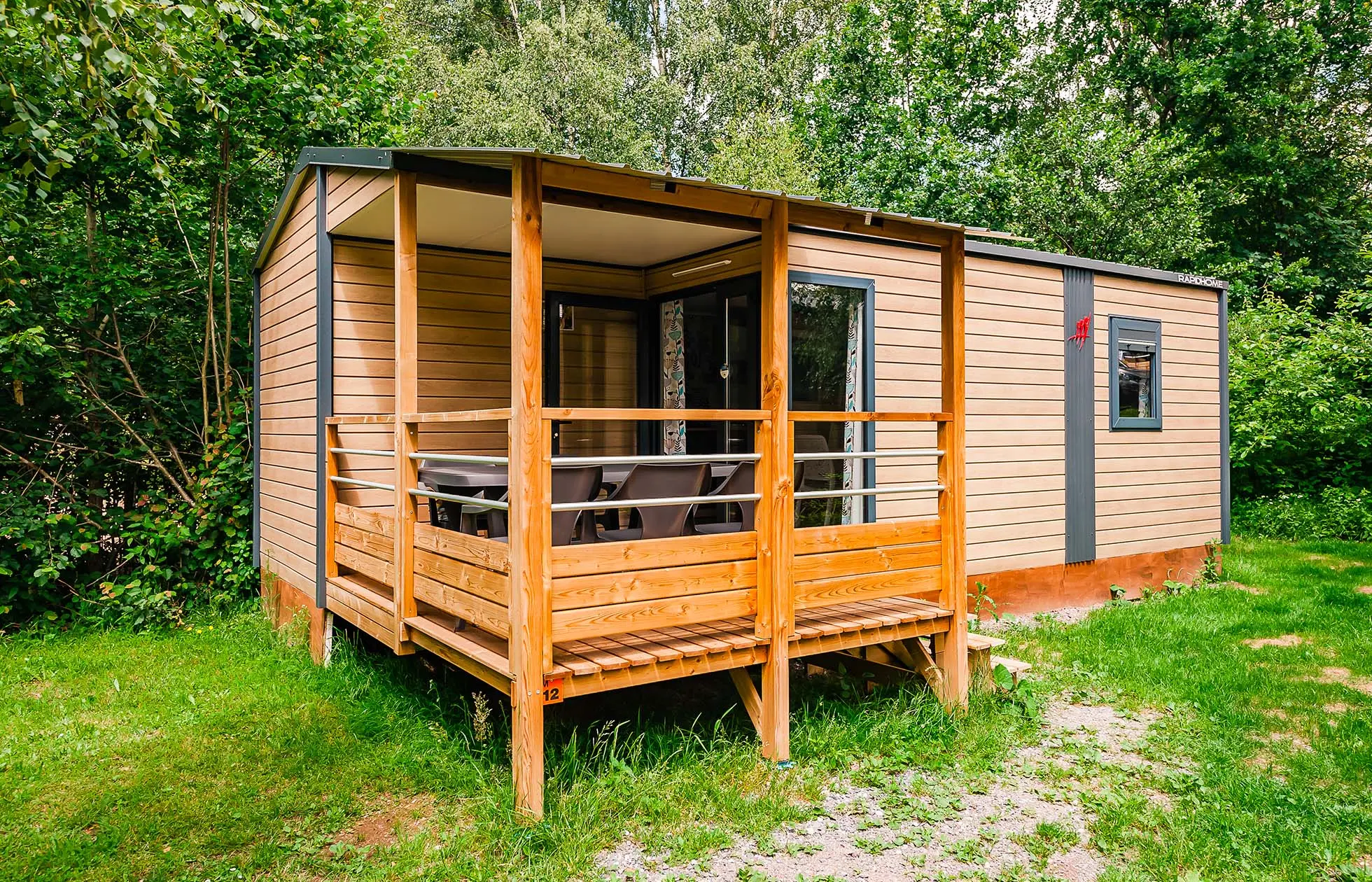 17 - Camping La Sténiole - Hébergement