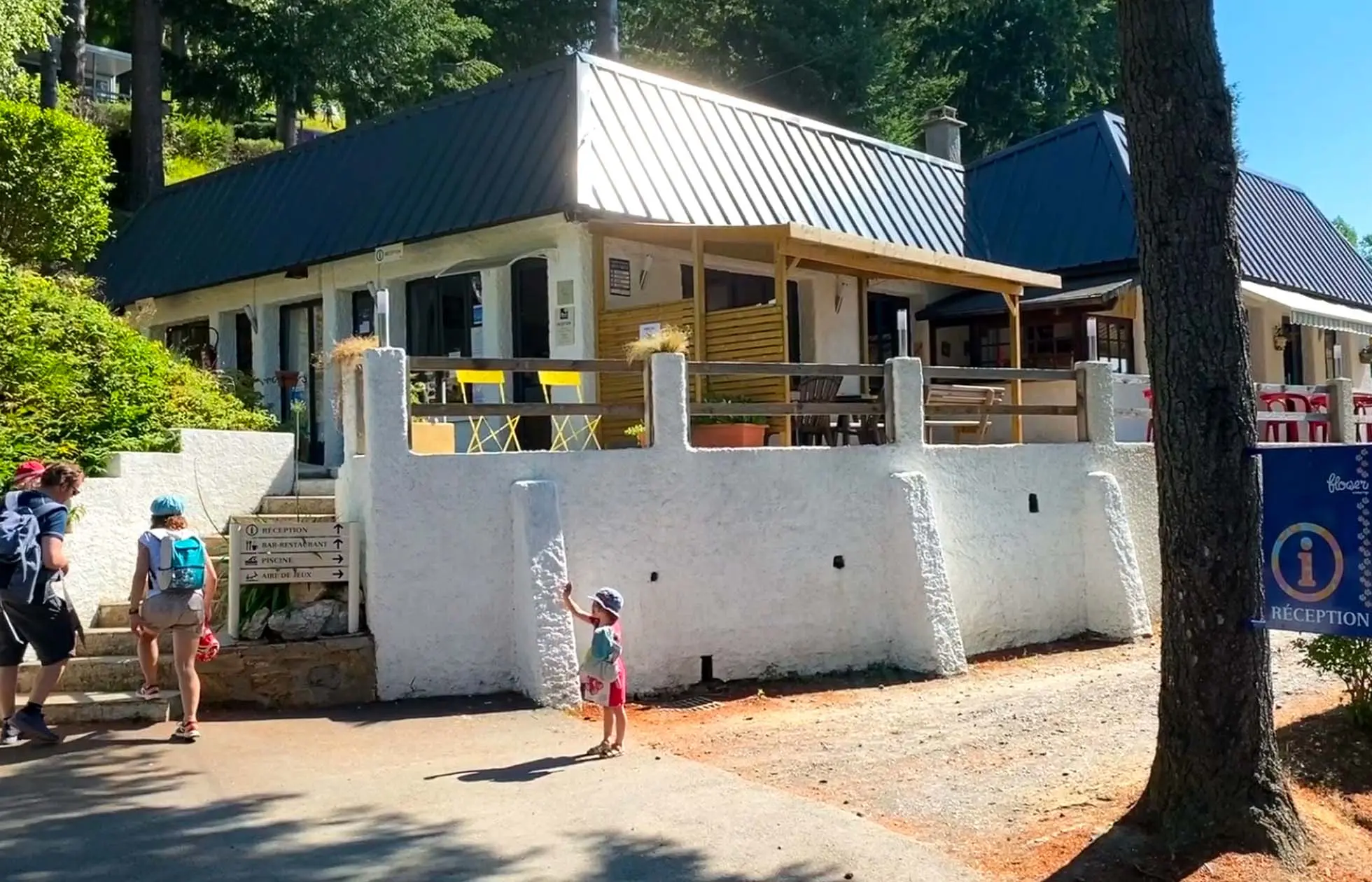 16 - Camping Le Belvédère - Service
