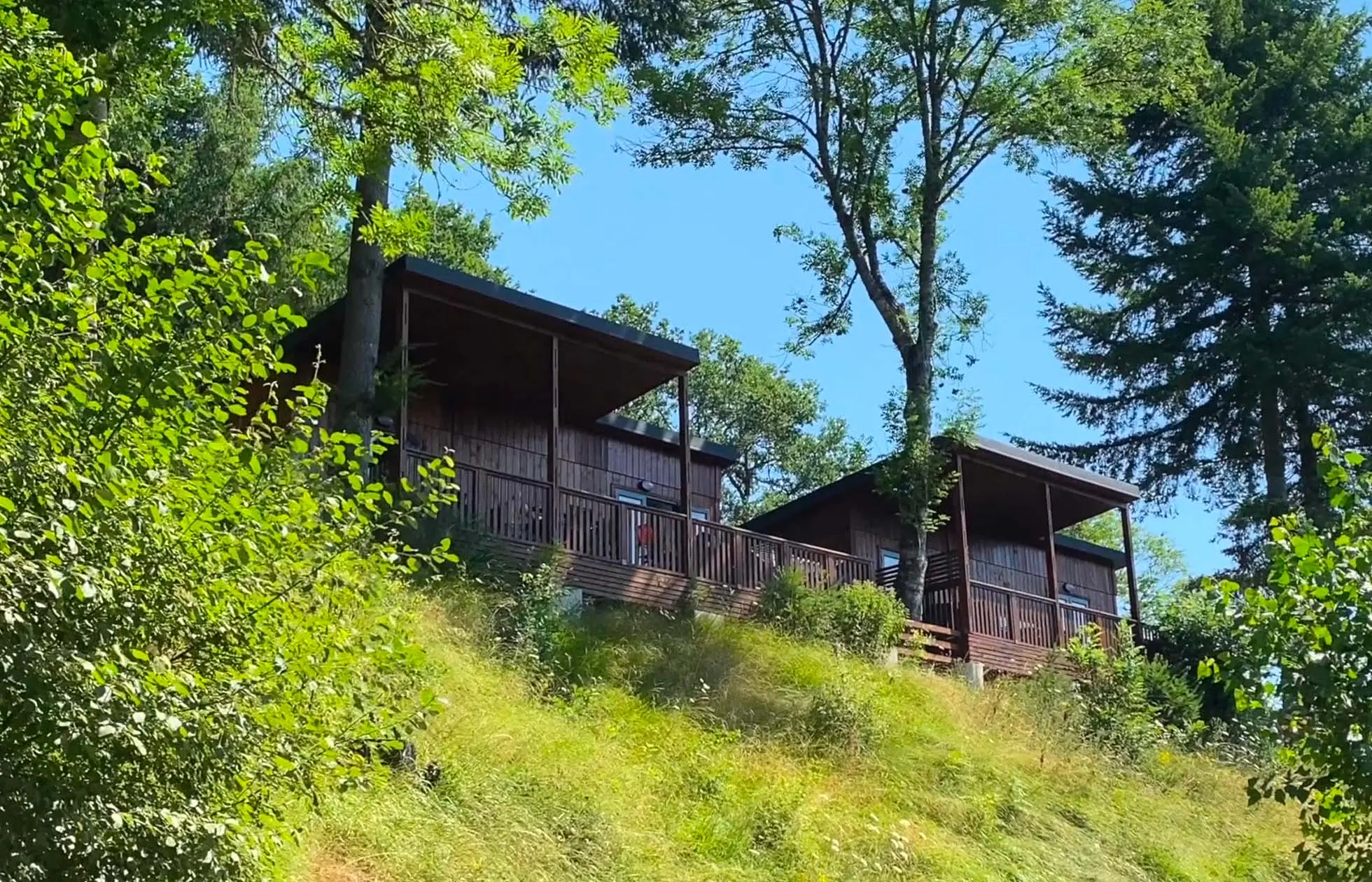 23 - Camping Le Belvédère - Hébergement