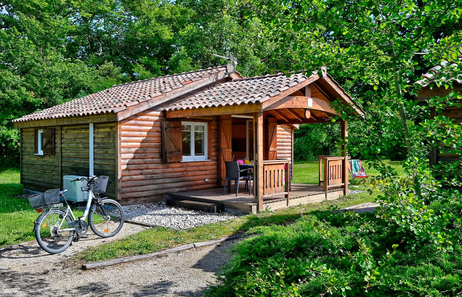17 - Camping Le Château - Hébergement