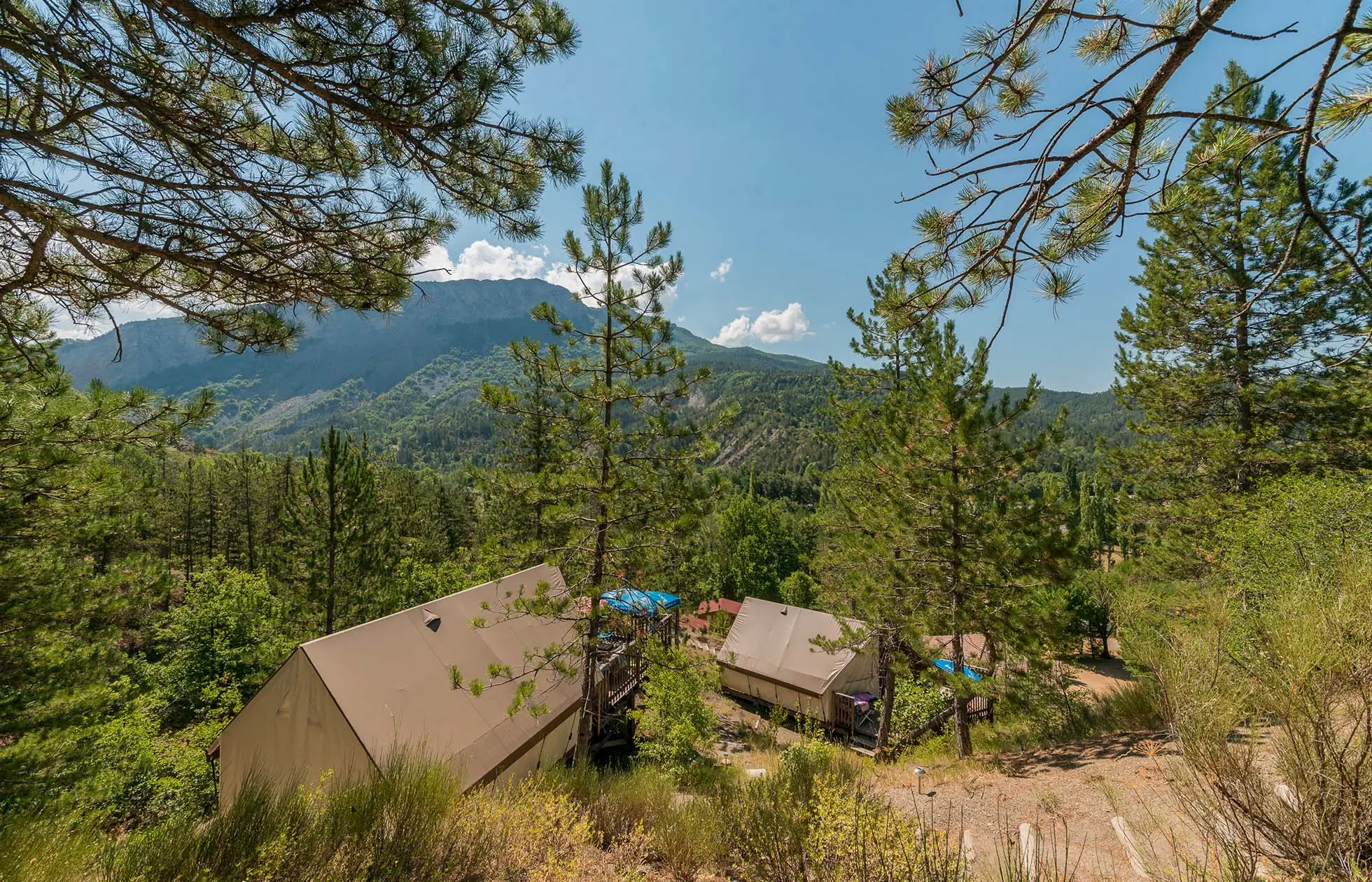18 - Camping le Clot du Jay - Hébergement