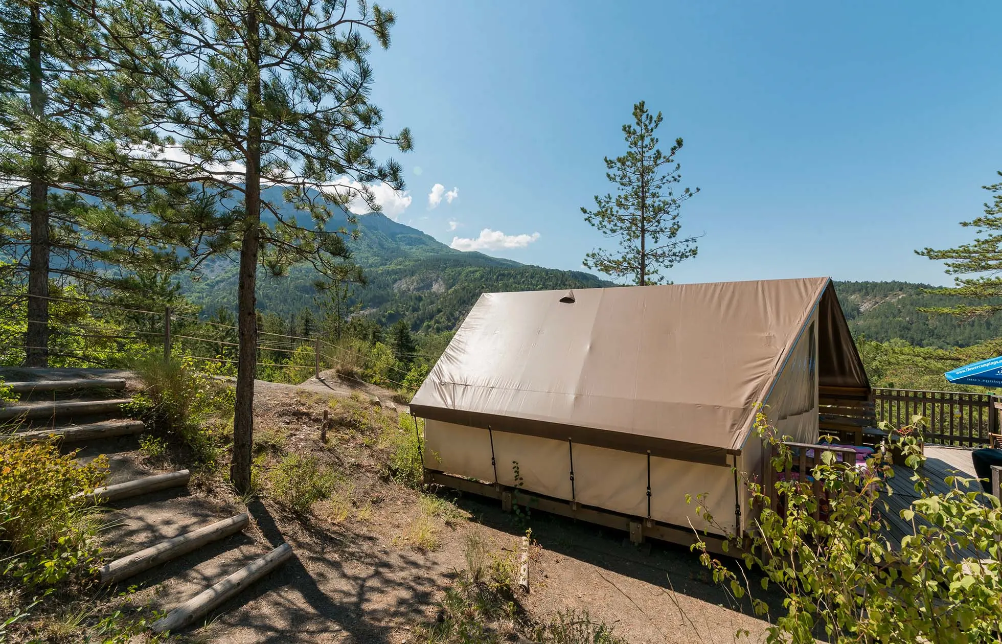 19 - Camping le Clot du Jay - Hébergement
