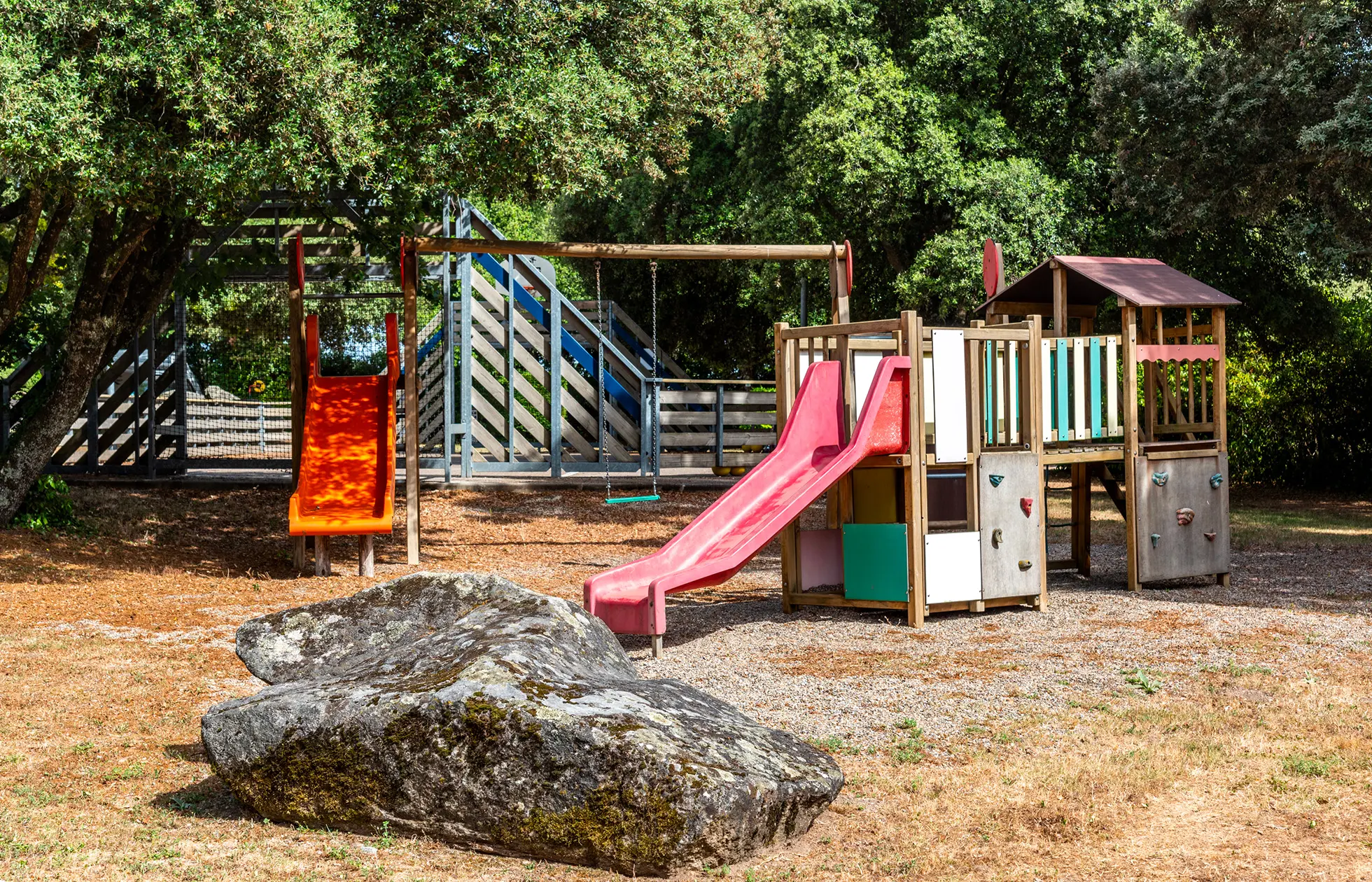 13 - Camping Le Martinet Rouge - Aire de jeux
