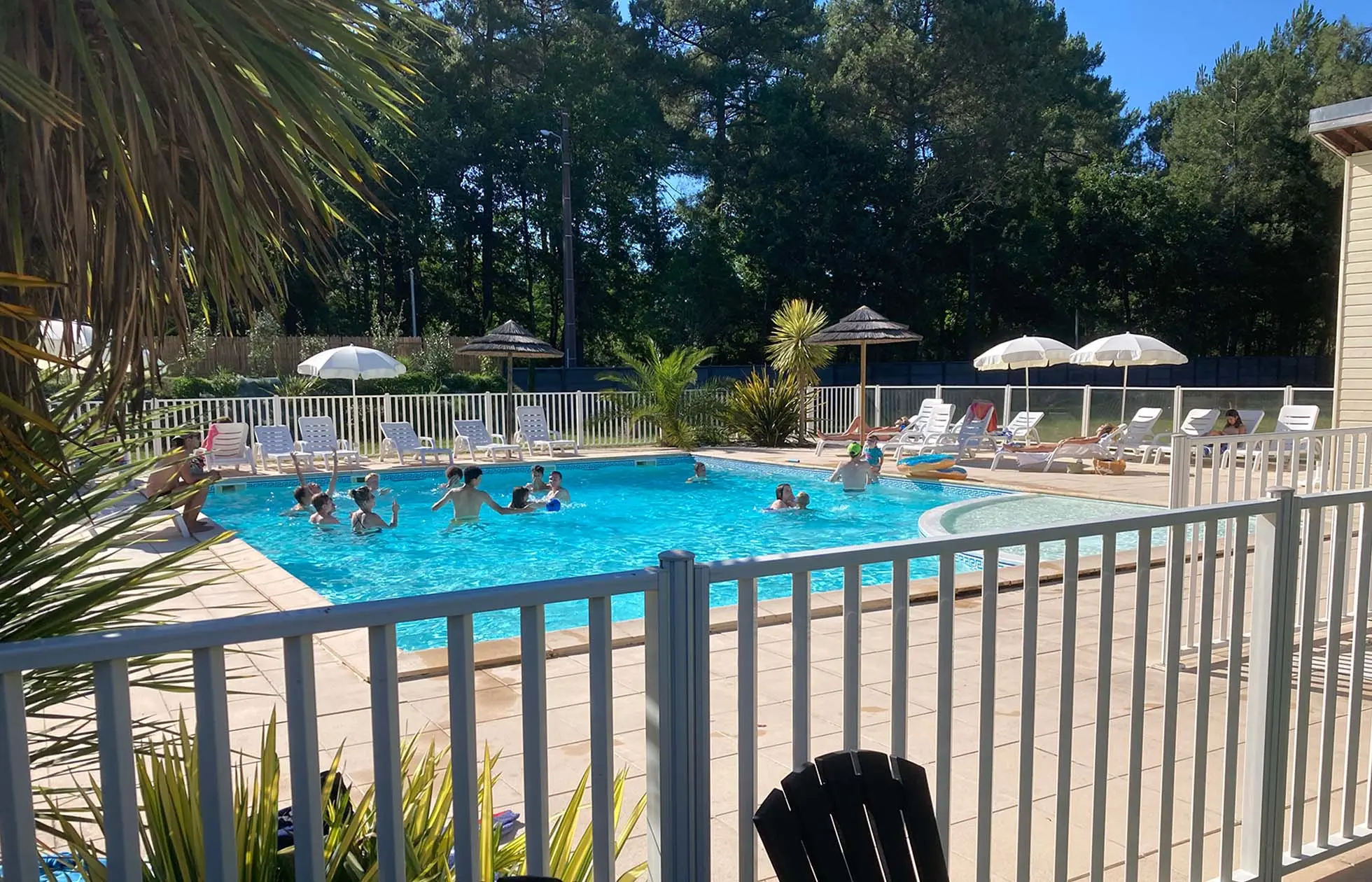03 - Camping Le Médoc Bleu - Piscine