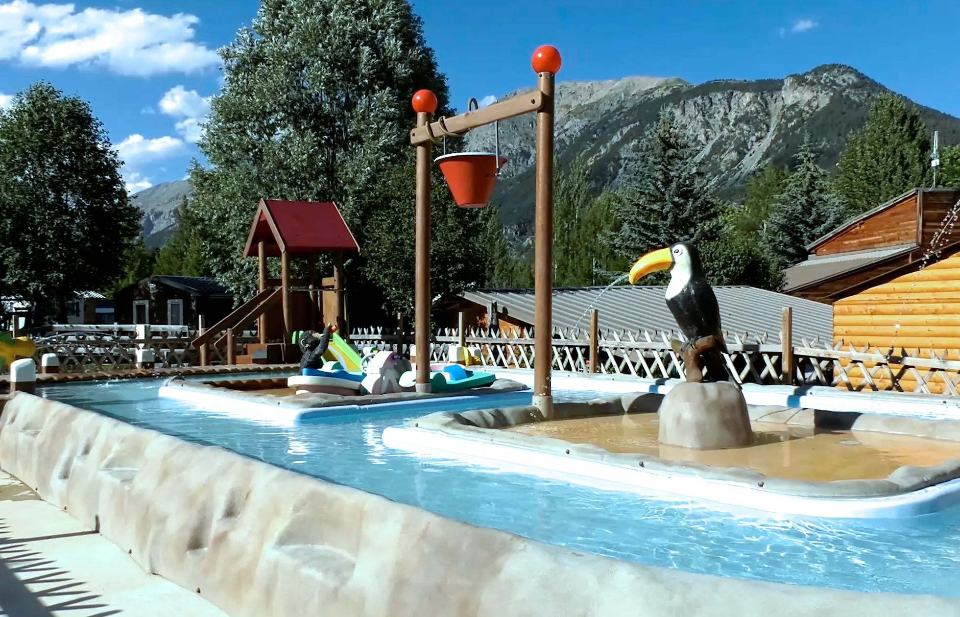 Camping Le Montana - Piscine 1