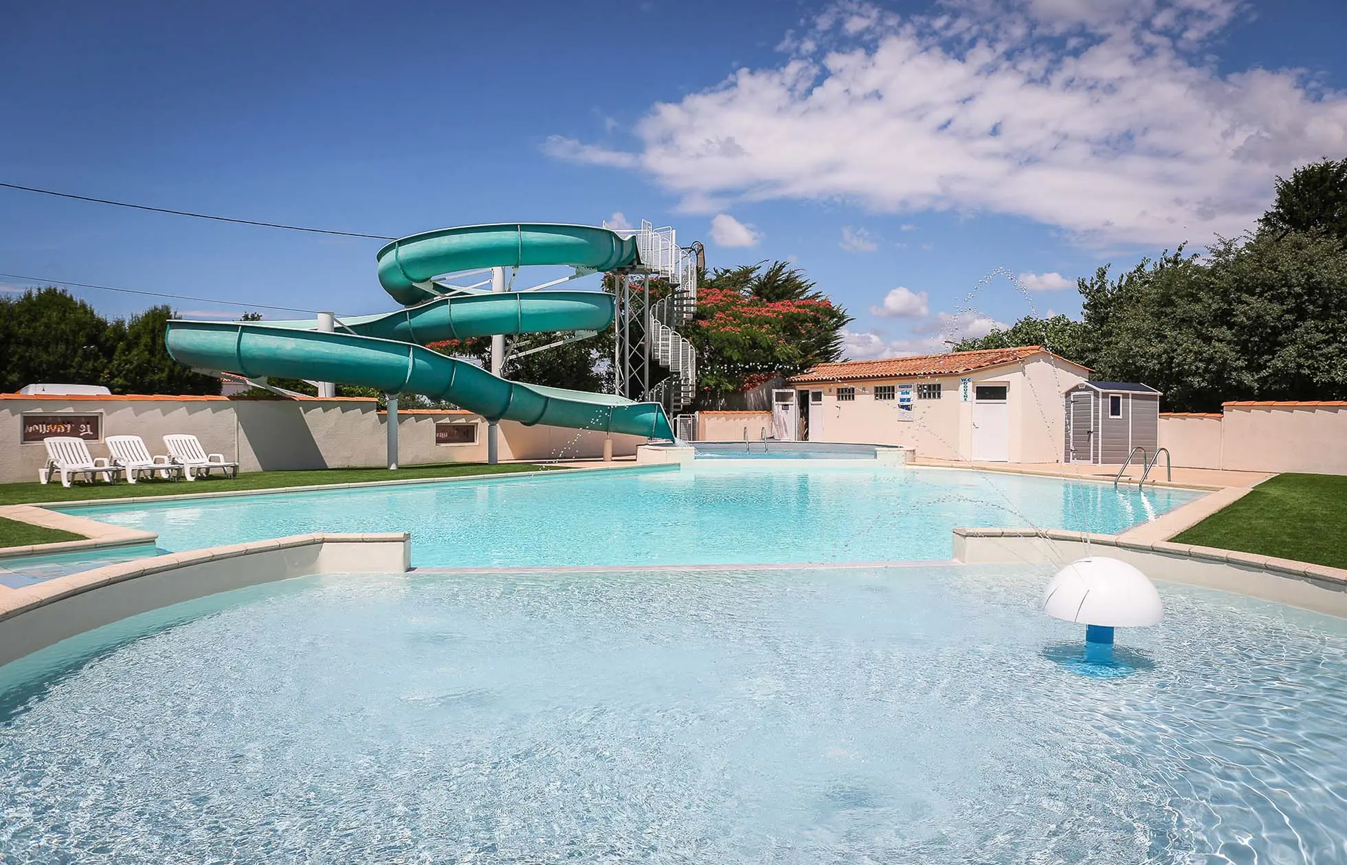 08 - Camping Le Pavillon - Piscine