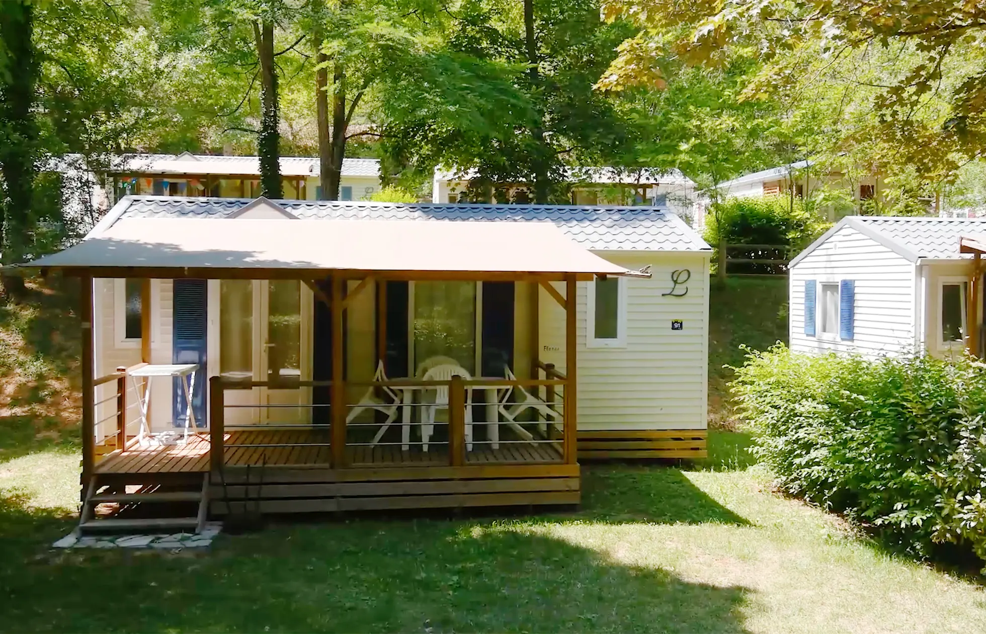 18 - Camping Le Peyrelade - Hébergement