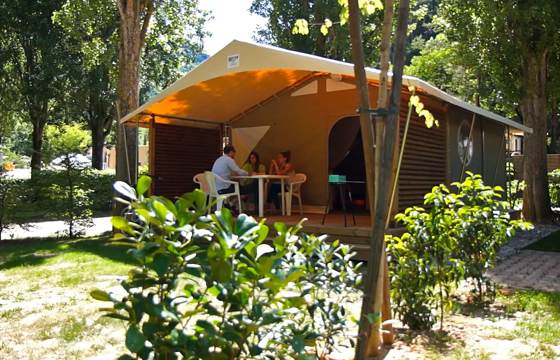 21 - Camping Le Peyrelade - Hébergement