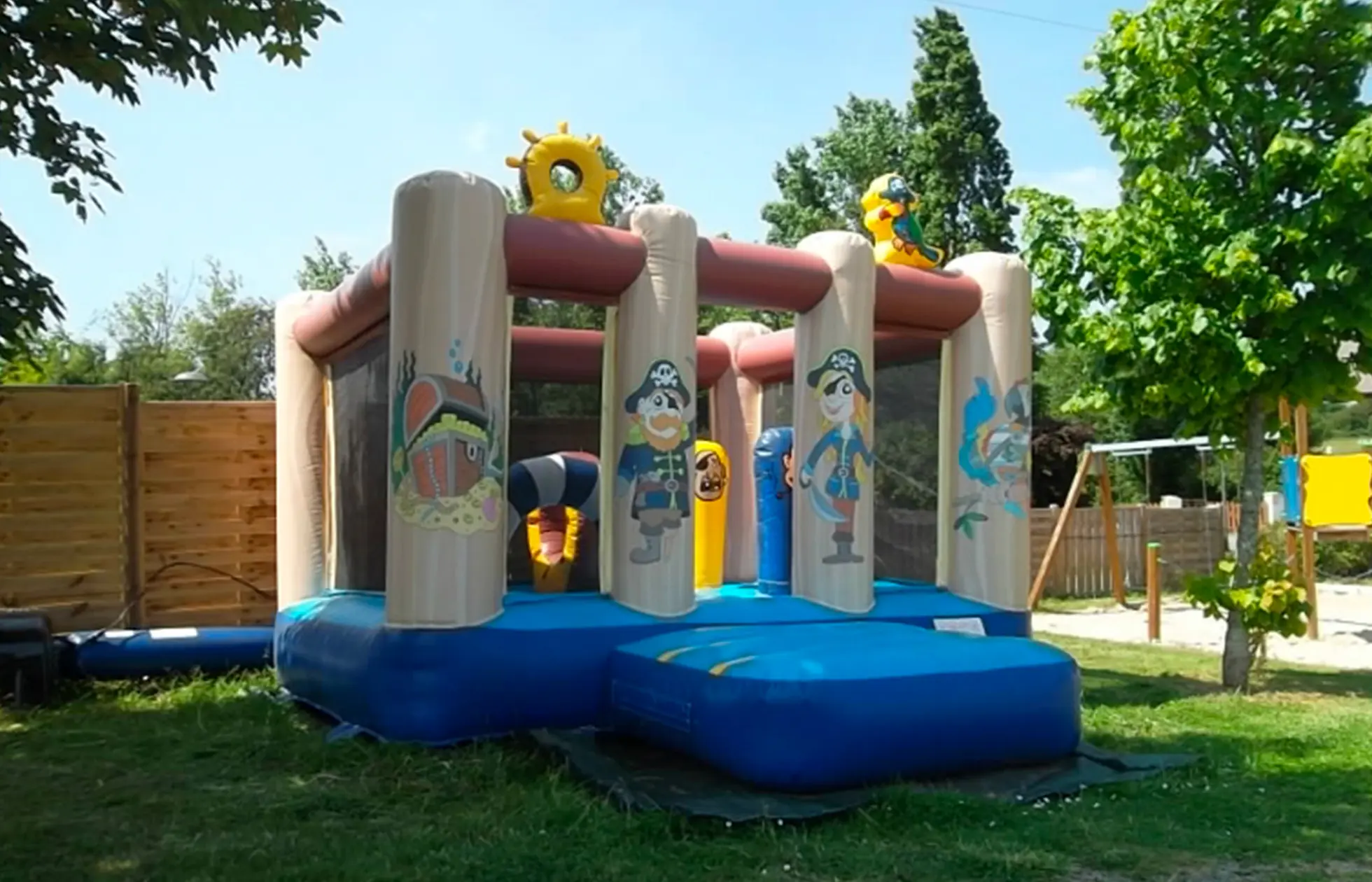 11 - Camping Beauchêne - Aire de jeux