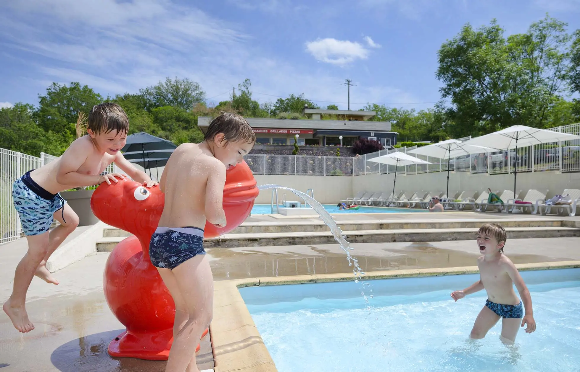 09 - Camping de Mars - Piscine