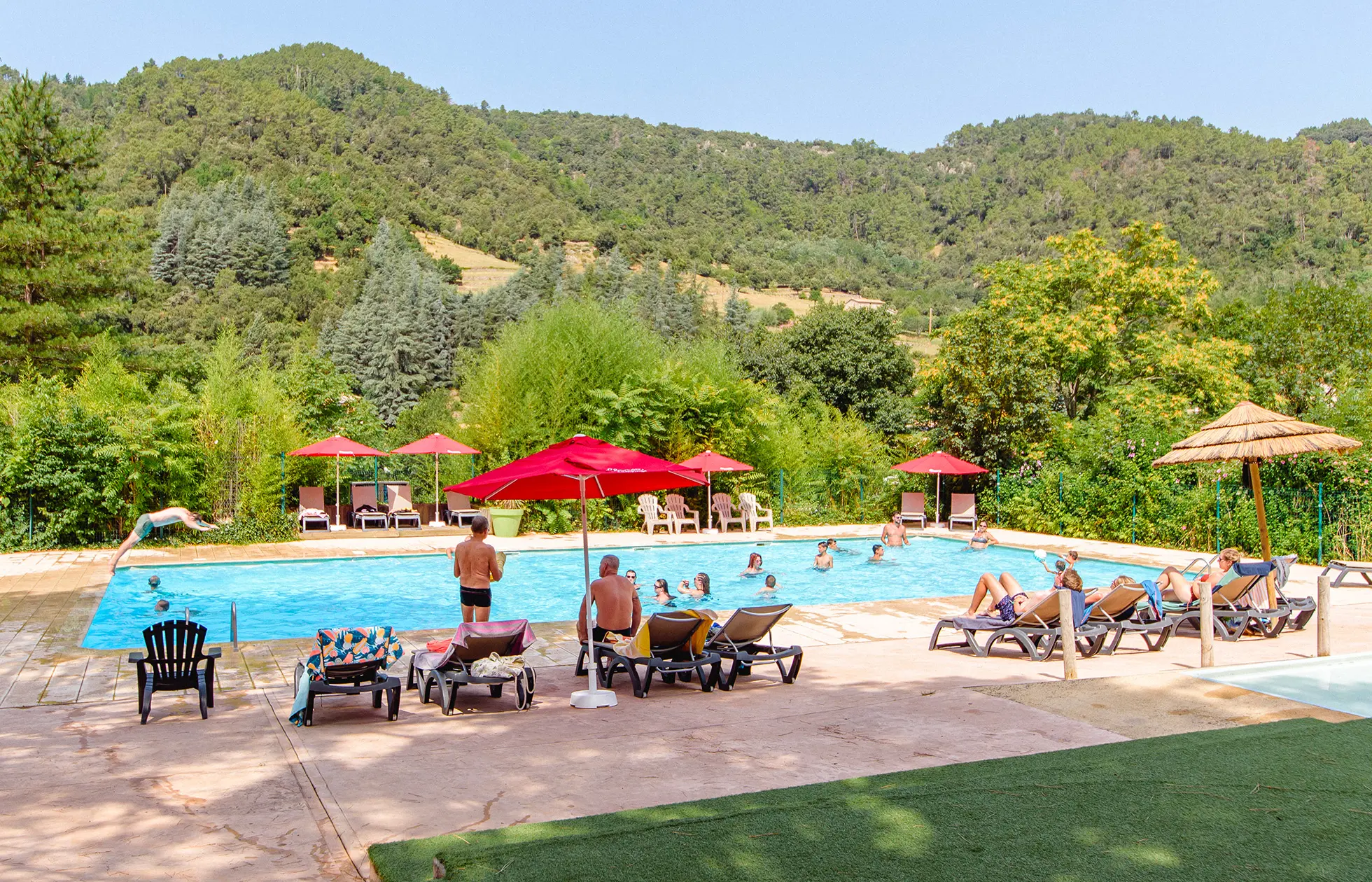 01 - Camping Mas de Champel - Piscine