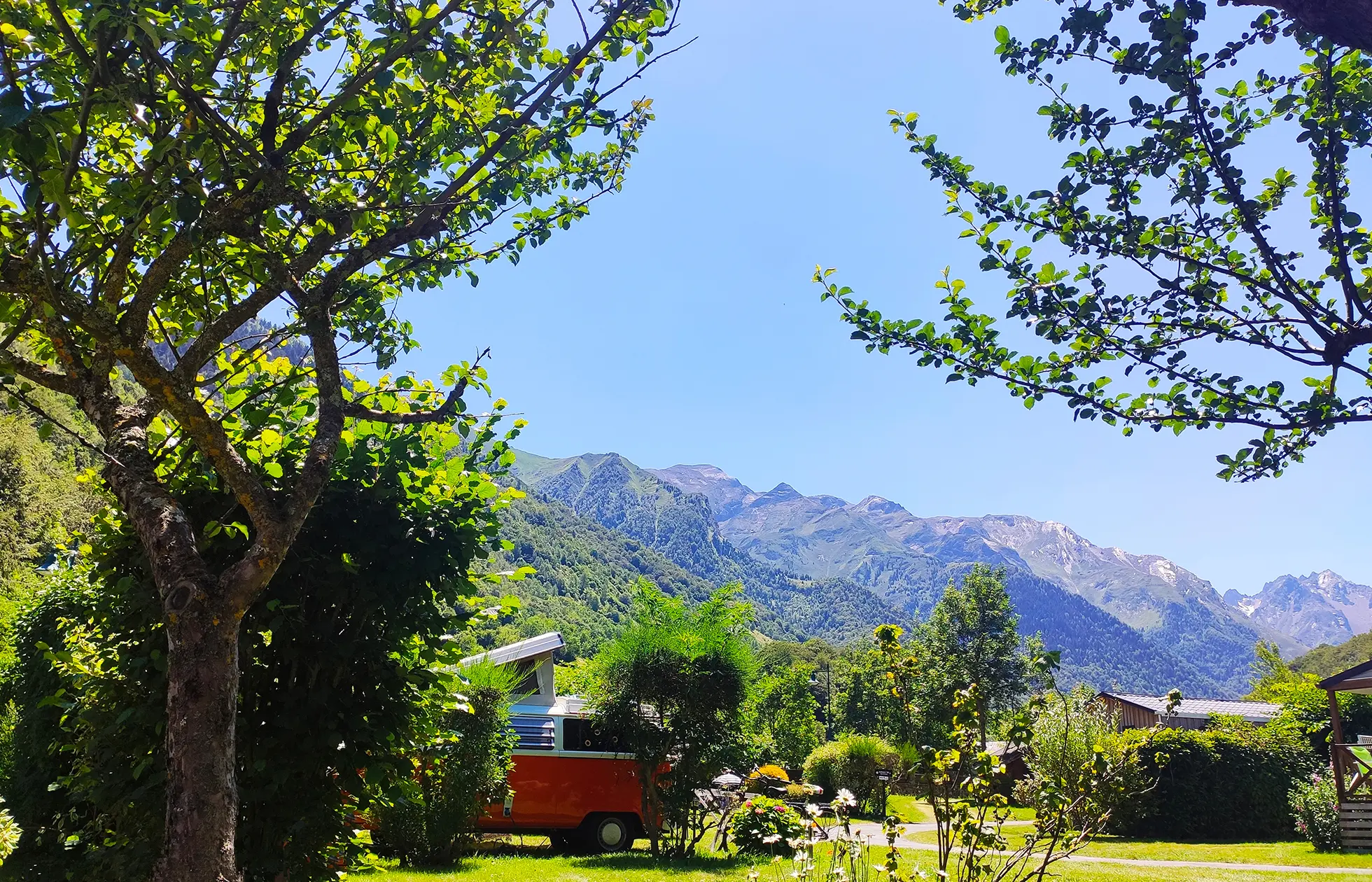 06 - Camping Pyrénées Natura - Hébergement