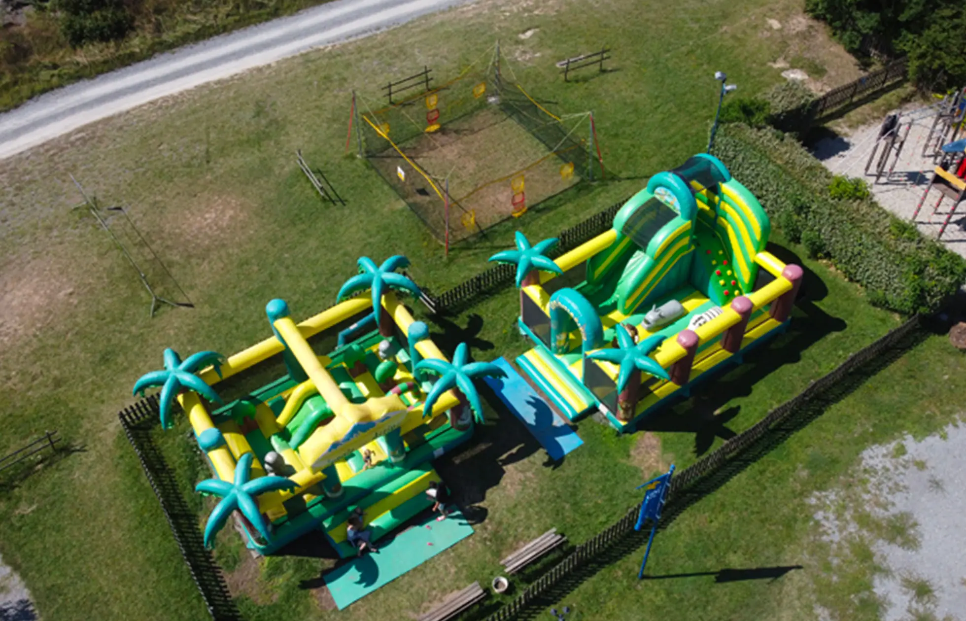 10 - Camping Saint Amand - Aire de jeux
