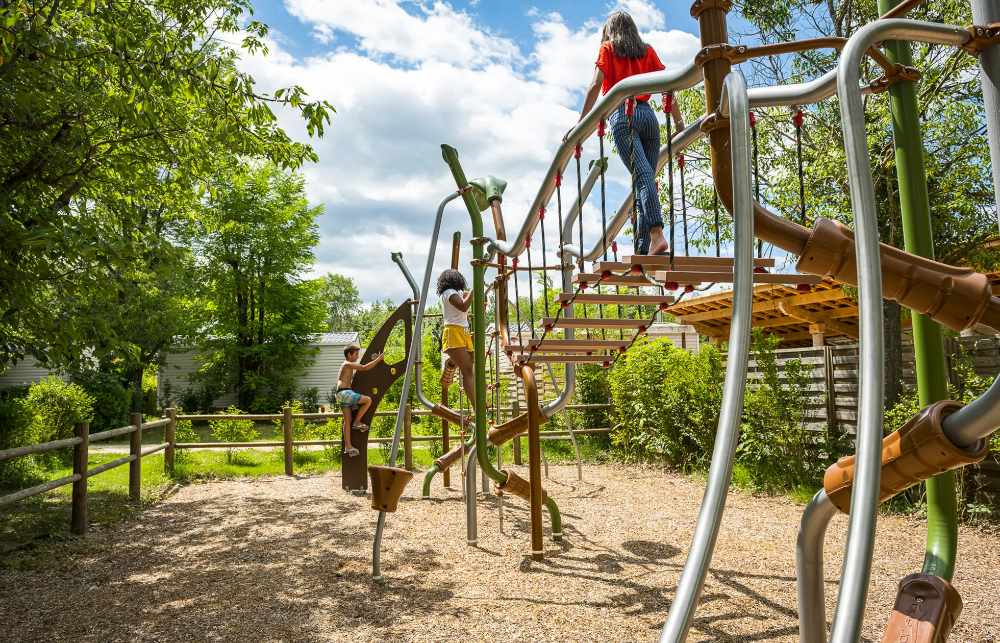 17 - Camping Le Saint Michelet - Aire de jeux