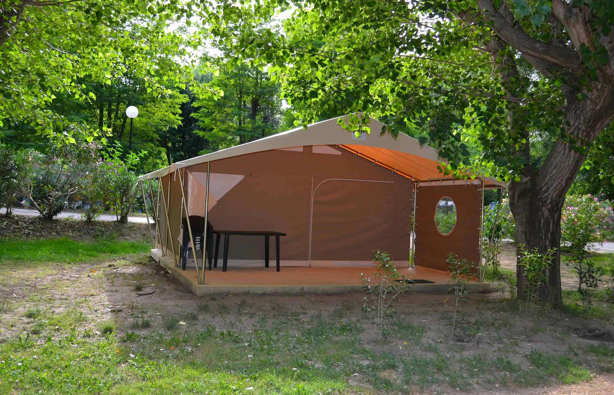 20 - Camping Le Saint Michelet - Hébergement
