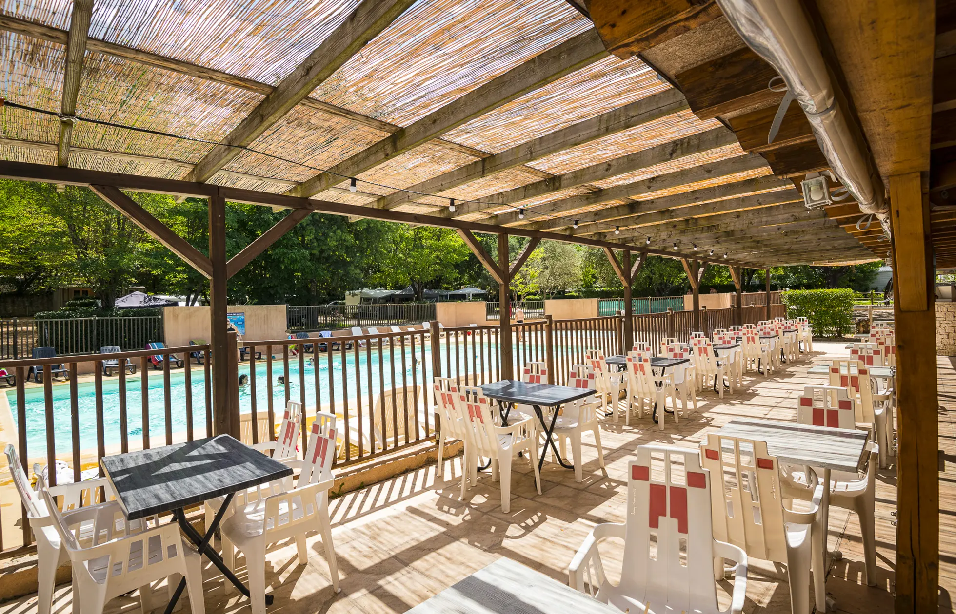35 - Camping Le Saint Michelet - Service
