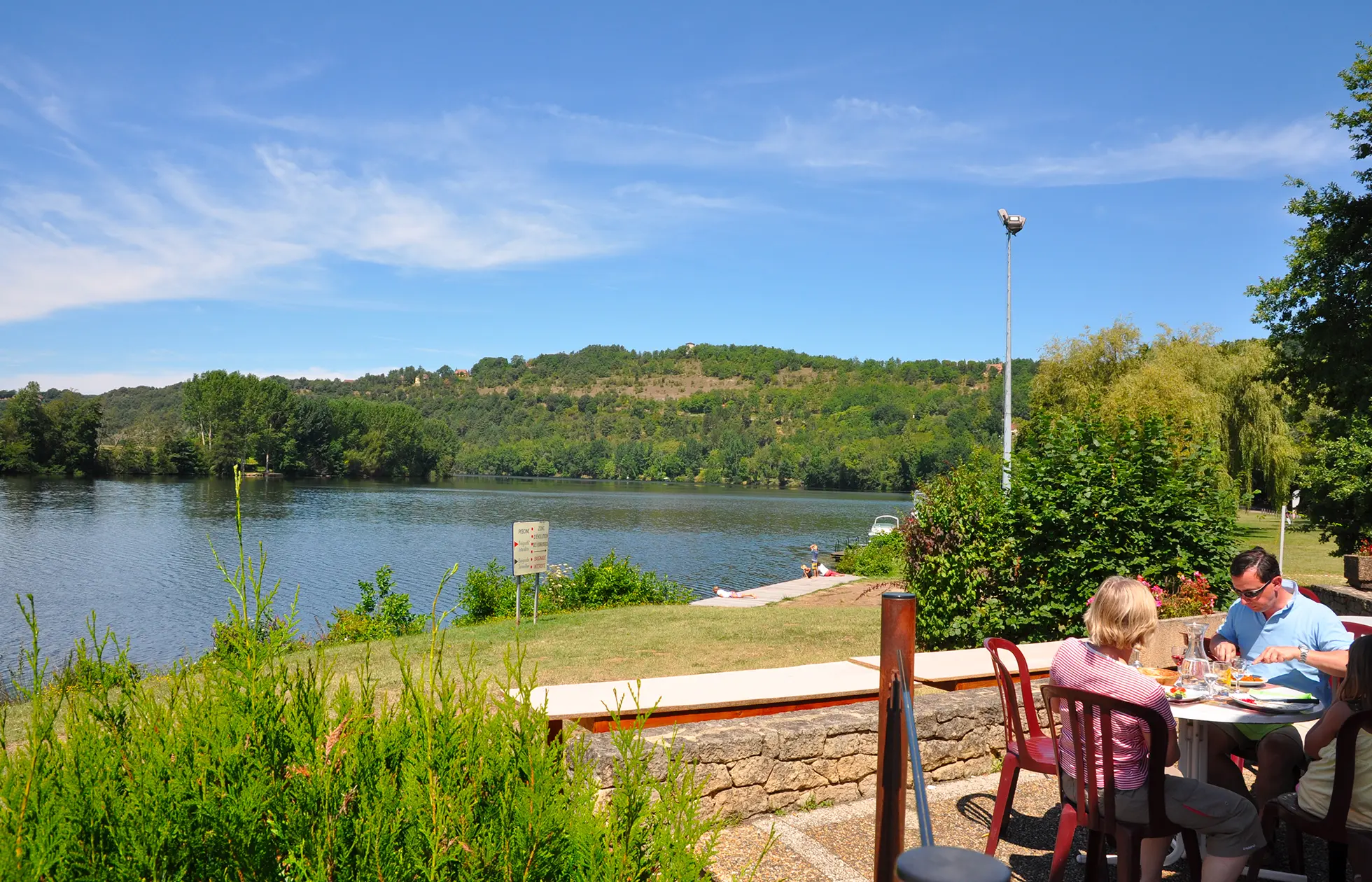 29 - Camping Les Berges de la Dordogne - Service