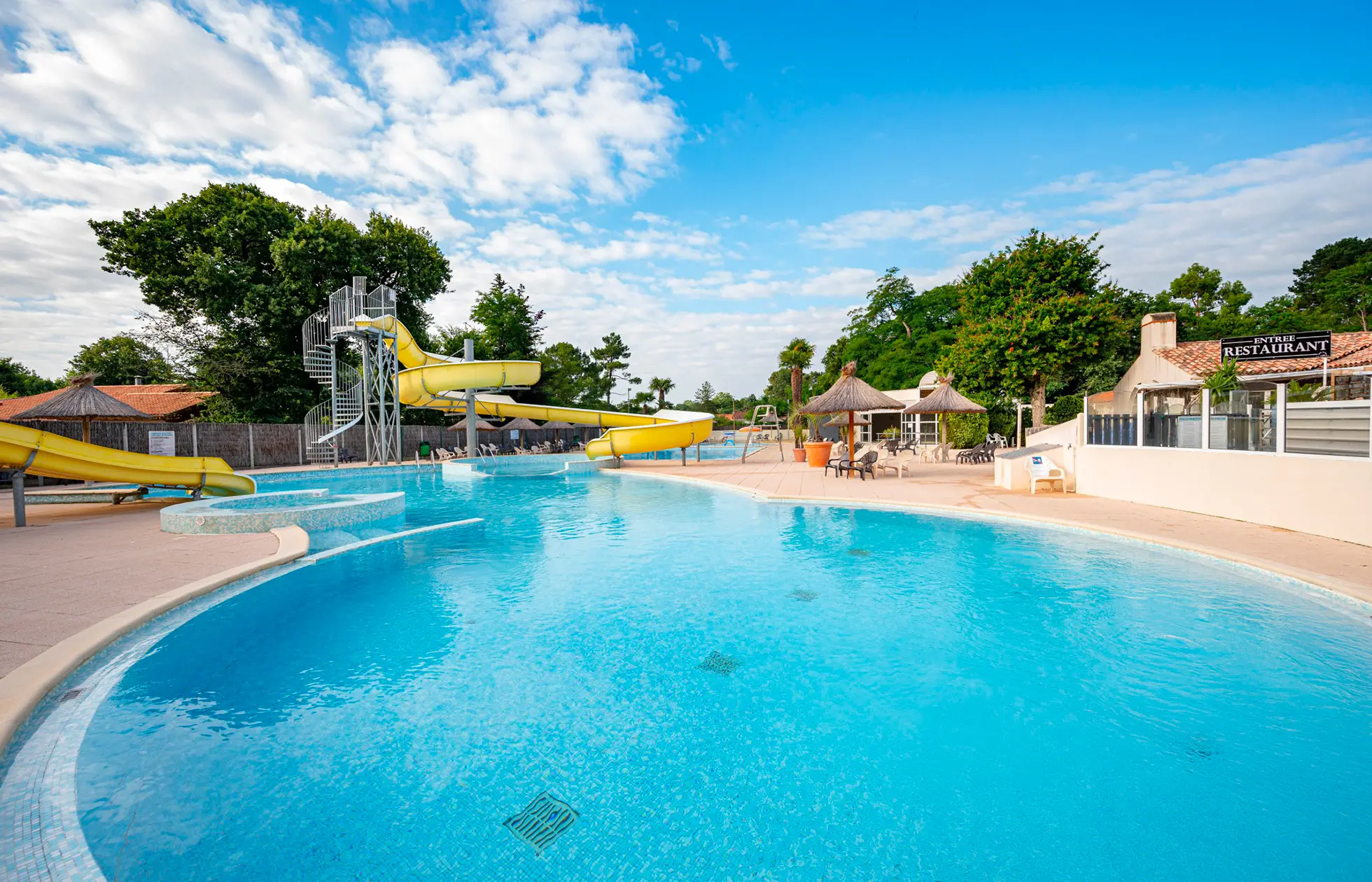 04 - Camping Les Biches - Piscine