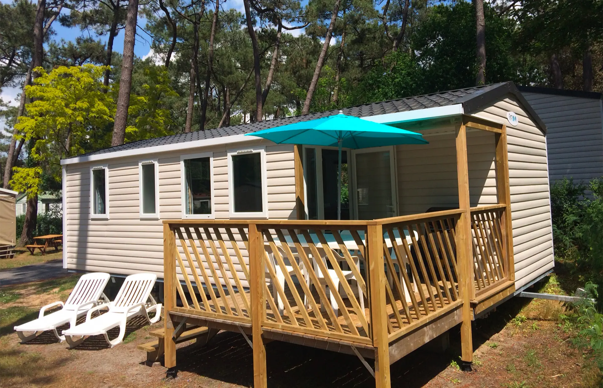 23 - Camping Les Biches - Hébergement