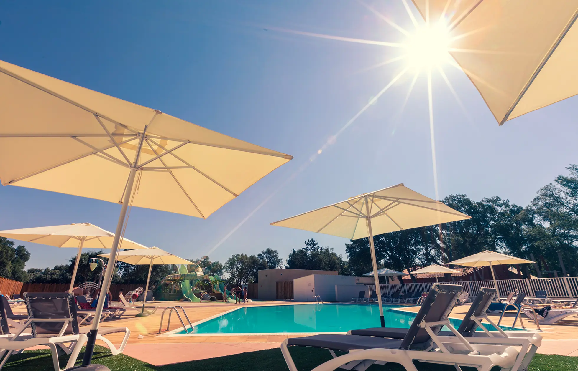 05 - Camping Les Chênes Rouges - Piscine