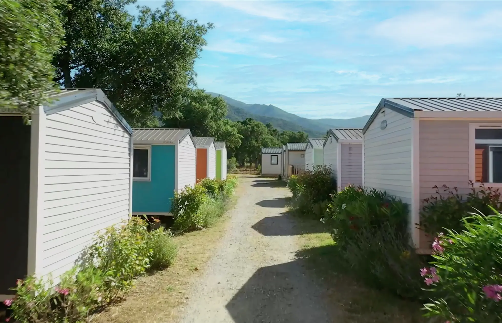 17 - Camping Les Chênes Rouges - Hébergement
