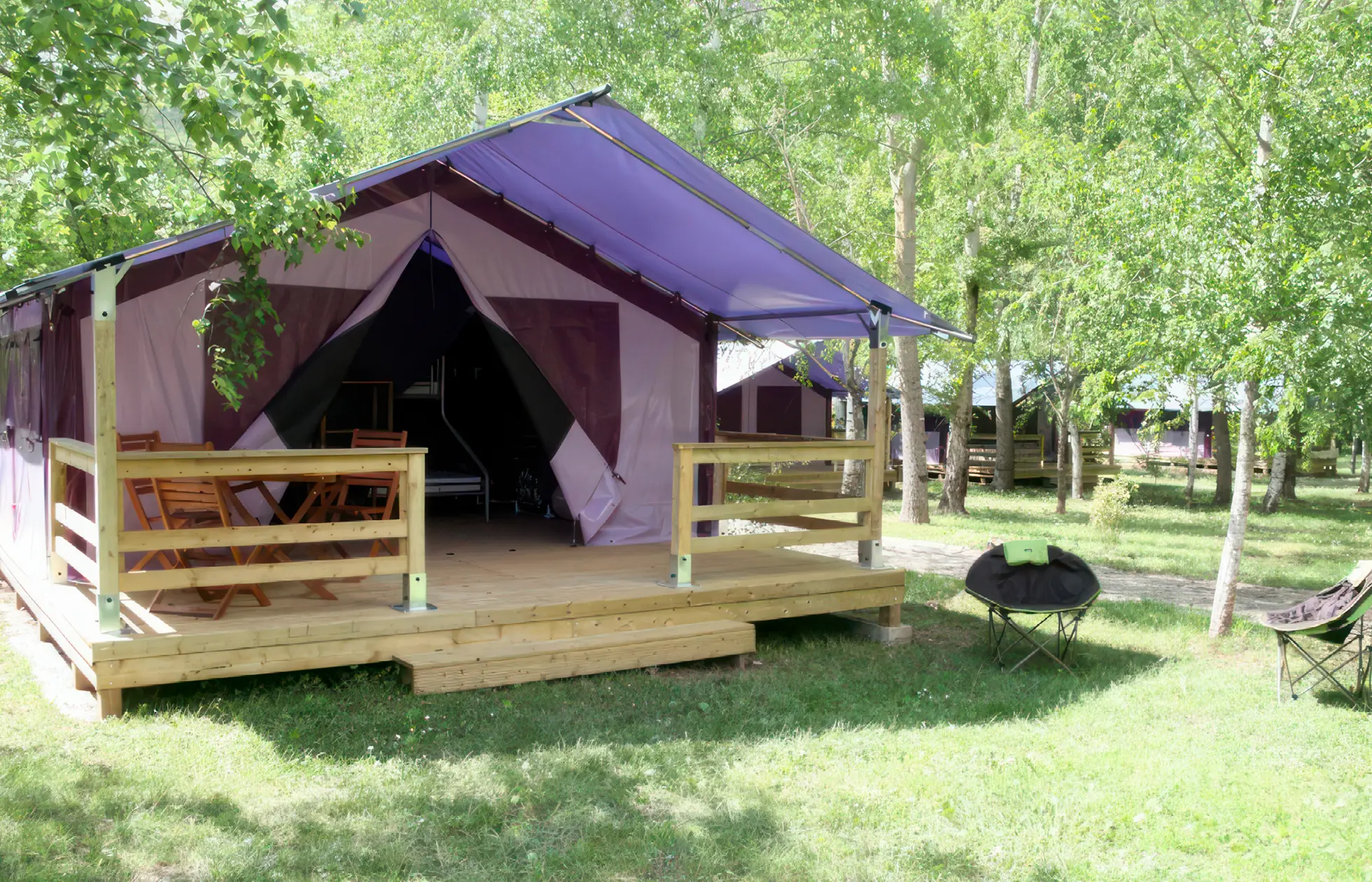 07 - Camping Les Gorges de l'Aveyron - Hébergement