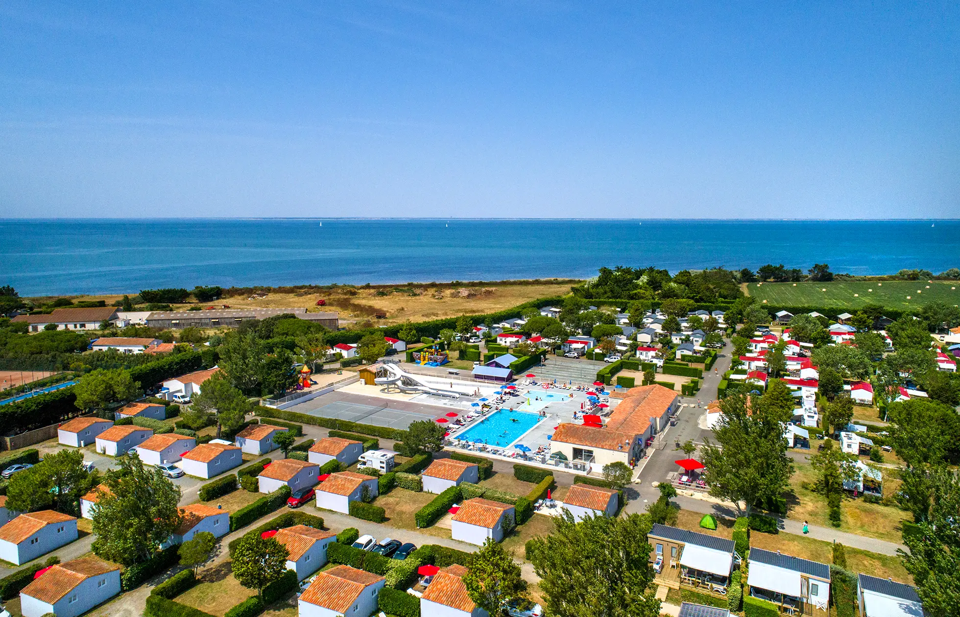 01 - Camping Les Ilates - Situation