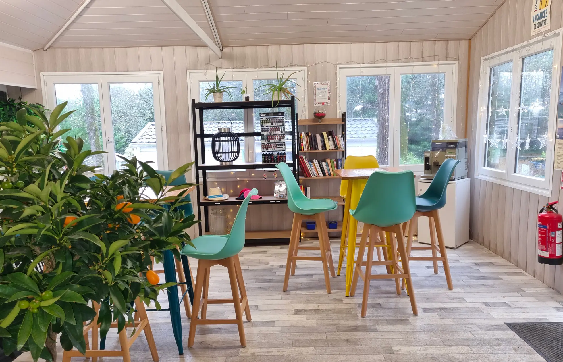 26 - Camping Les Loges - Service