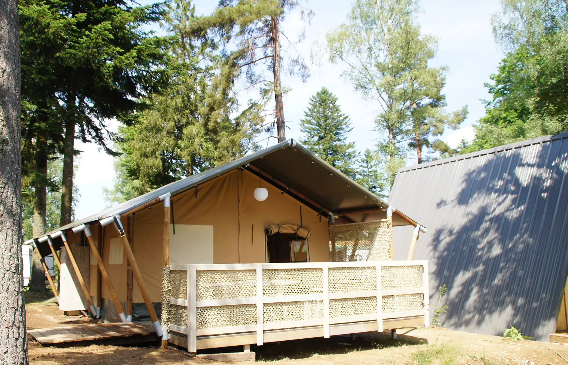 Camping Les Murmures du Lignon - Hébergement 7