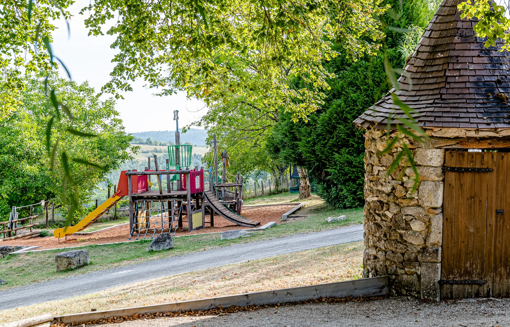 Camping Les Terrasses de Dordogne - Aire de jeux 1