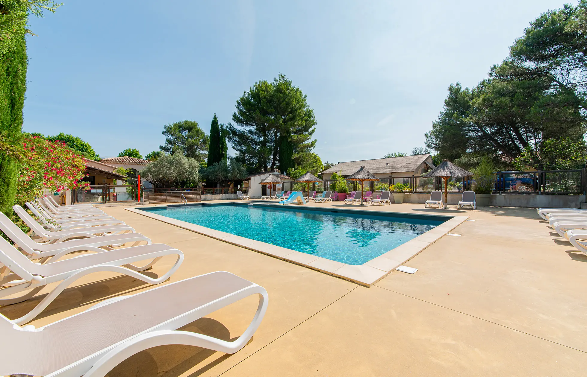 05 - Camping Les Verguettes - Piscine