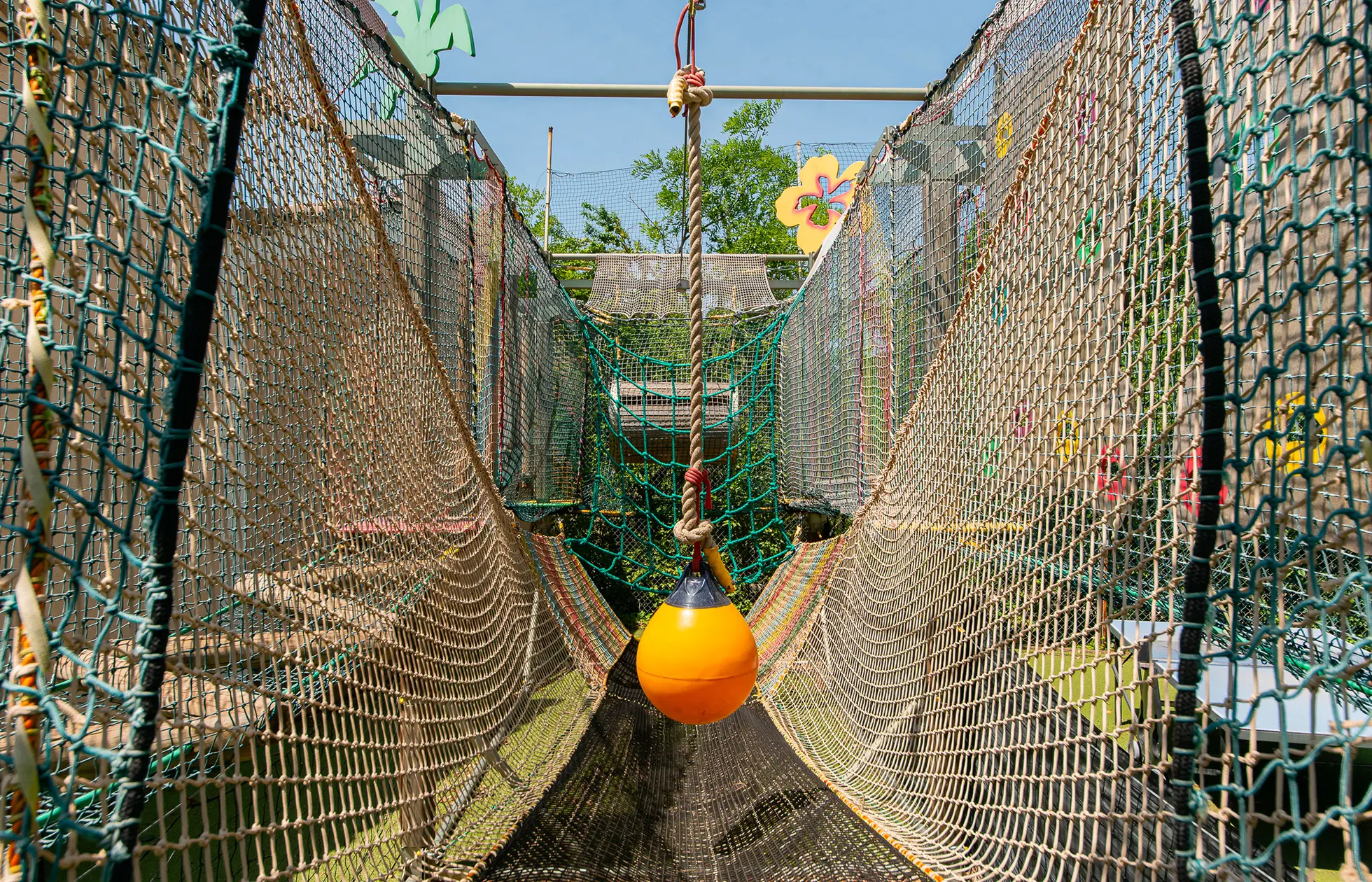 21 - Camping Les Verguettes - Aire de jeux