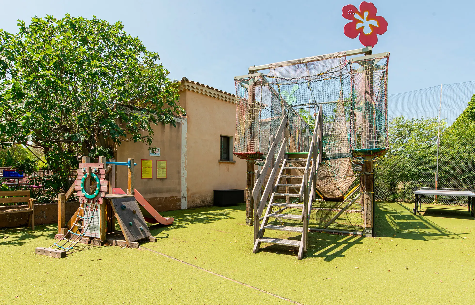 22 - Camping Les Verguettes - Aire de jeux